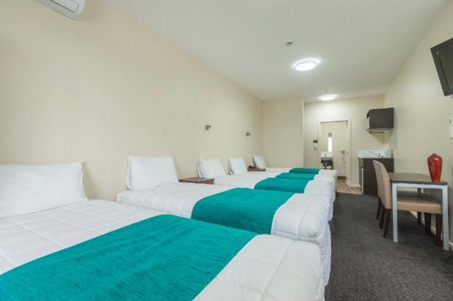 540 On Great South Motel Оукланд Екстериор снимка