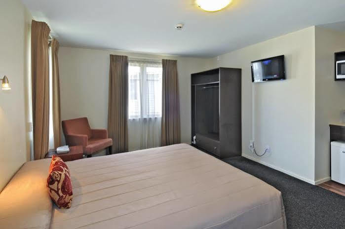 540 On Great South Motel Оукланд Екстериор снимка
